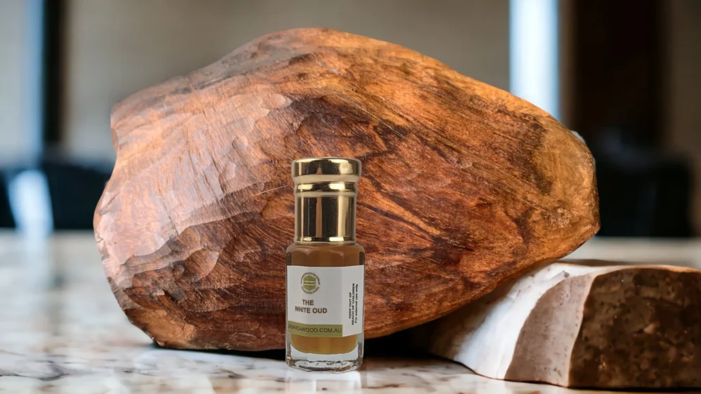 oudh essential oil, agarwood perfume, agarwood essential oil, agarwood oud oil