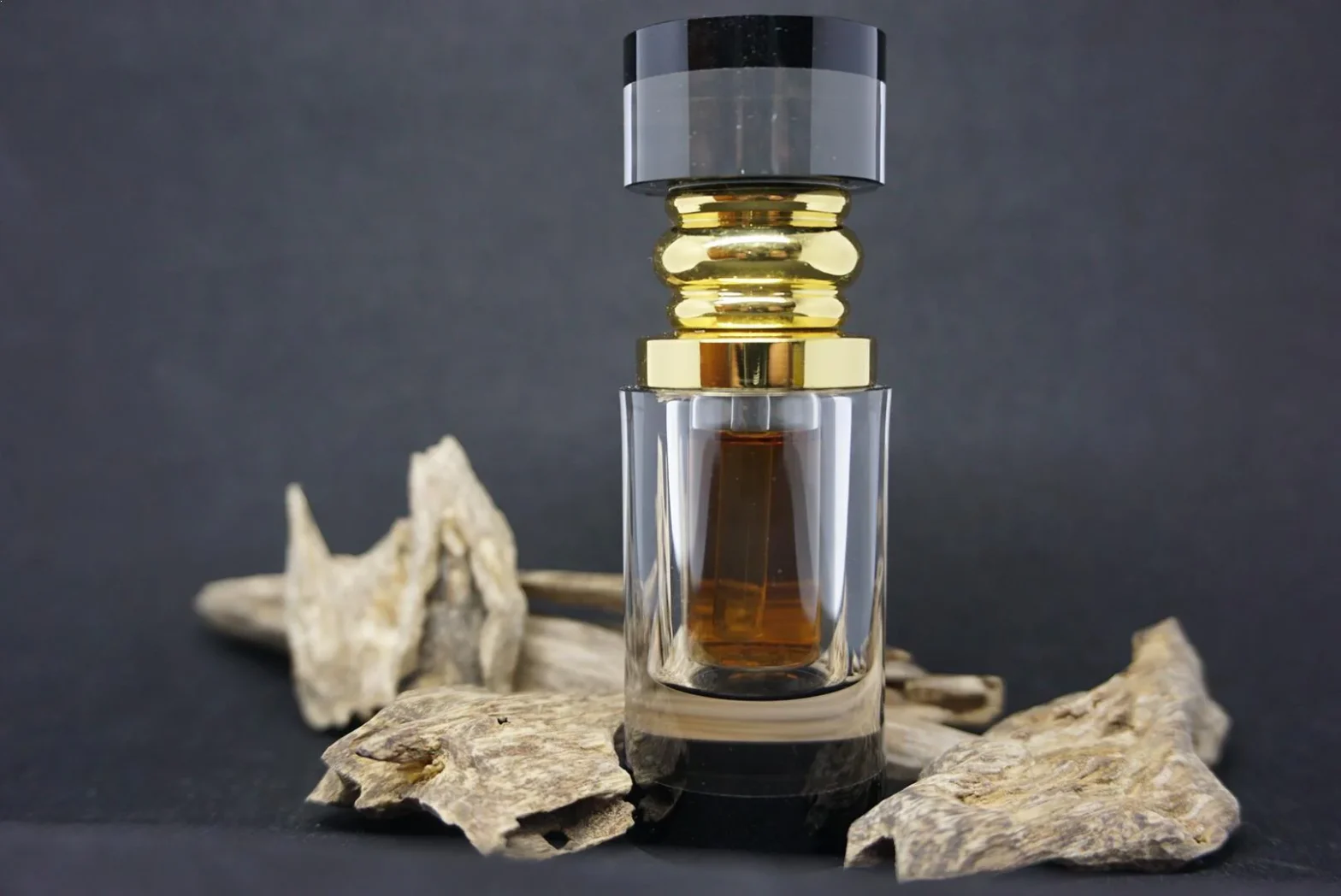 Agarwood Oil Benefits for Aromatherapy: Uses, Science & Complete Application Guide 46 Agarwood Oil Benefits for Aromatherapy: Uses, Science & Complete Application Guide