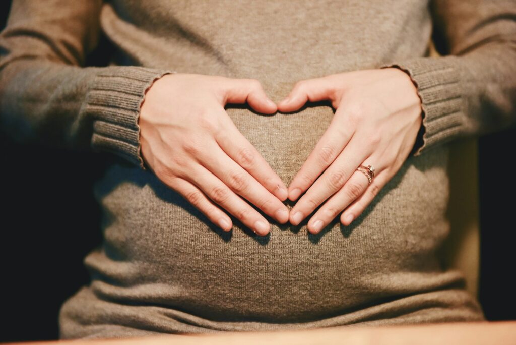 Fennel Seed Oil and Women's Health: Addressing Menstrual Issues 3 fennel seed oil, fennel, women, menstrual