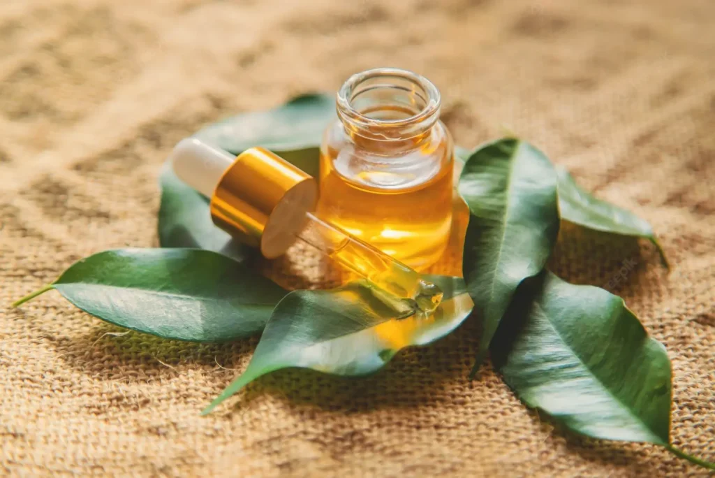 Clove Bud Oil vs Clove Leaf Oil vs Clove Stem Oil: Complete Comparison for Buyers 4 clove leaf oil