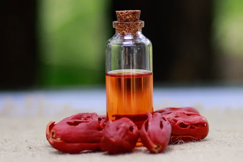 mace oil aroma