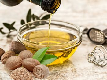 Nutmeg Oil, Aromatherapy, ganda aromatherapy, aroma mist spa, aroma wellness spa