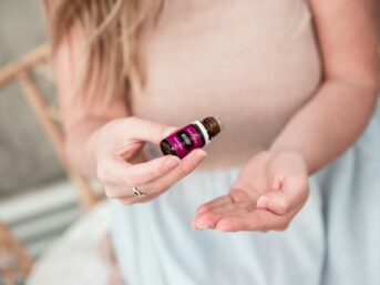 agarwood oil, aromatherapy, agarwood essential oil, oud oil