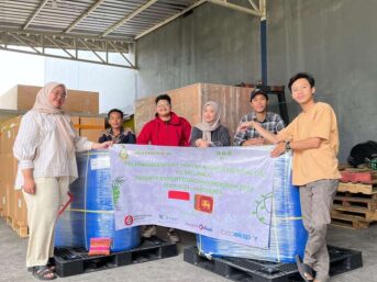 Essential oil manufacturer in India, essential oil in sri lanka, essential oil manufacturer in Indonesia