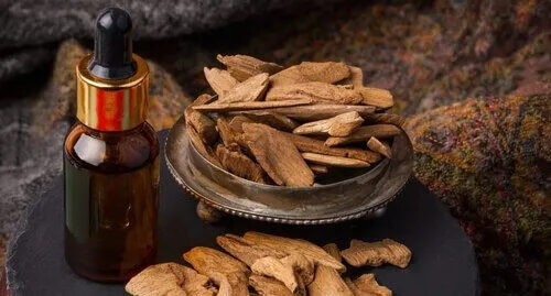 aquiaria agarwood oil supplier, buy oud aquilaria, agarwood oud supplier, aetoxylon oil, white oud oil, black oud oil, agarwood oud supplier, oud agarwood perfume, oud oil online, scented oils, cologne oils, agarwood oil, agarwood essential oil, agar agar wood, wood oil