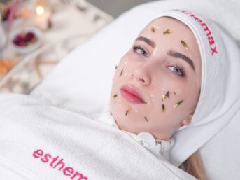 cajuput oil benefits, cajuput oil uses, eucalyptus cajuput, nutmeg oil for skin benefits